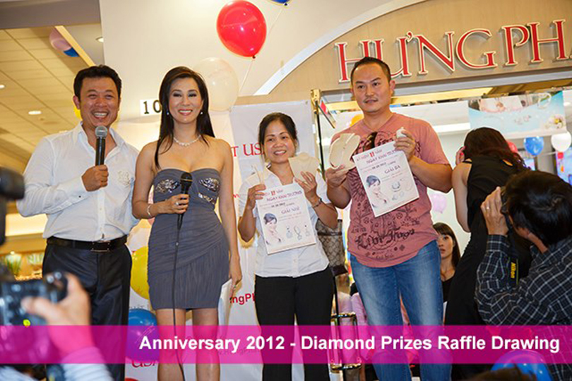 9 Diamond Raffle Prizes Anniversary_2012_ (10).jpg